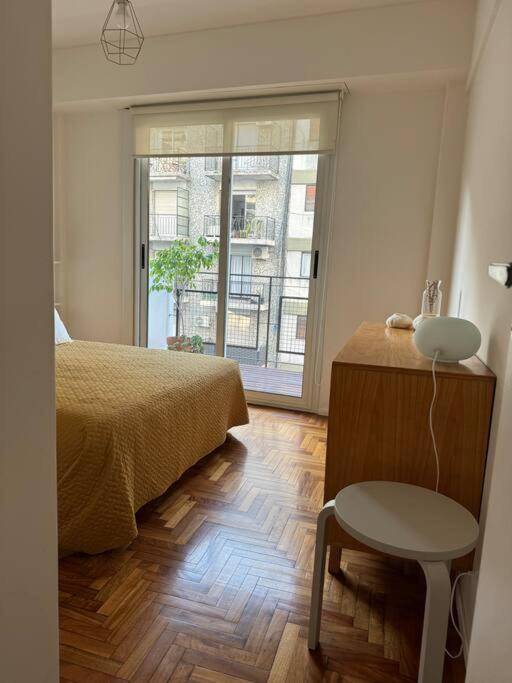 Dpto En Excelente Ubicacion, Muy Luminoso Y Comodo, A Media Cuadra Del Subte Apartment Buenos Aires